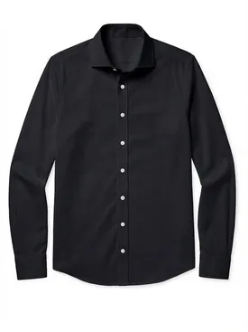 Schlichtes schwarzes Oxford-Hemd